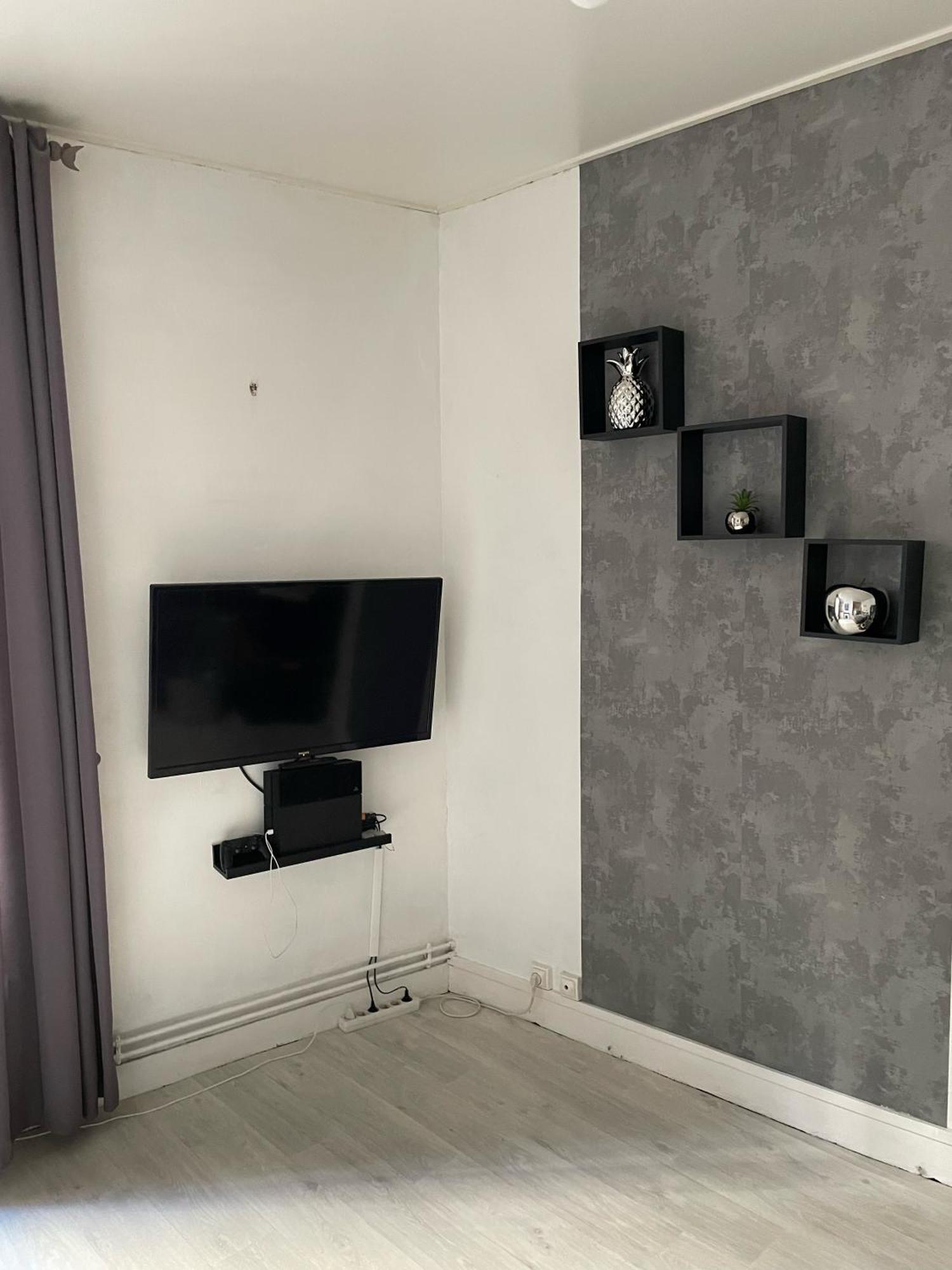 Au Bas De Montmartre ! Appartement Parijs Buitenkant foto